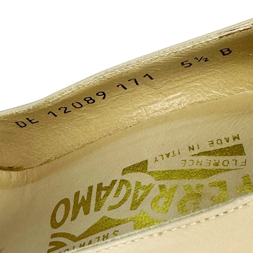 SALVATORE FERRAGAMO Vintage Classic Pumps • 5.5 • nude, beige • Quiet Luxury - Picture 11 of 12